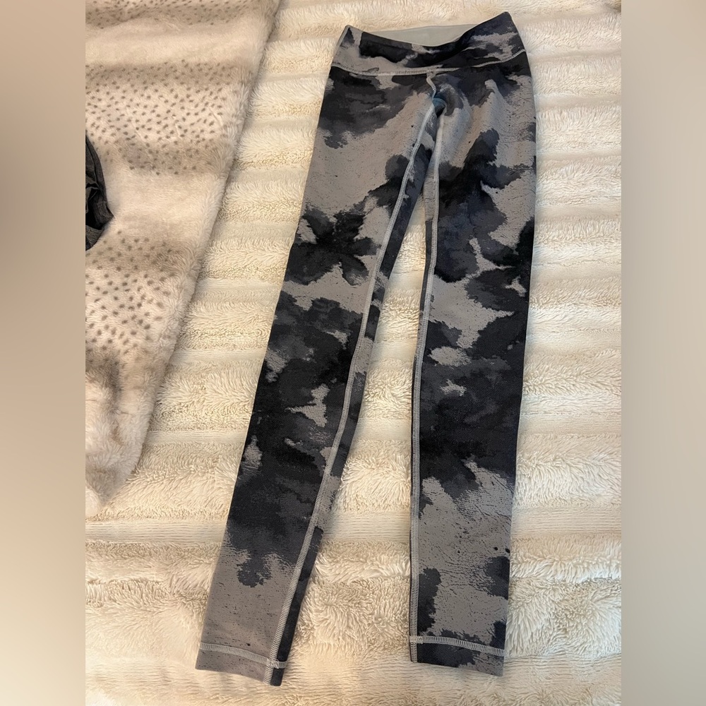 LULULEMON Wunder Under Floral Platoon Leggings